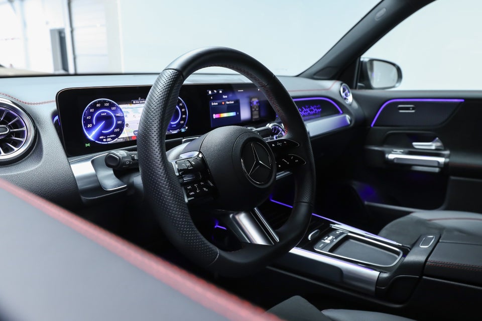 Mercedes EQB250+ AMG Advance 5d
