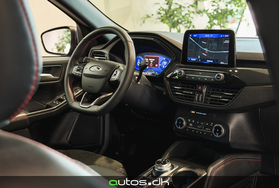 Ford Kuga 2,5 PHEV ST-Line CVT 5d