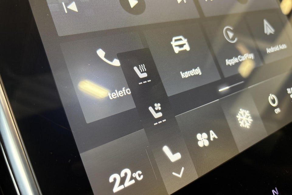 MG Marvel R Luxury 5d