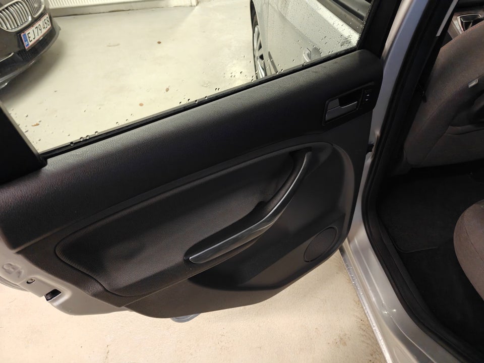 Ford C-MAX 1,6 Trend 5d