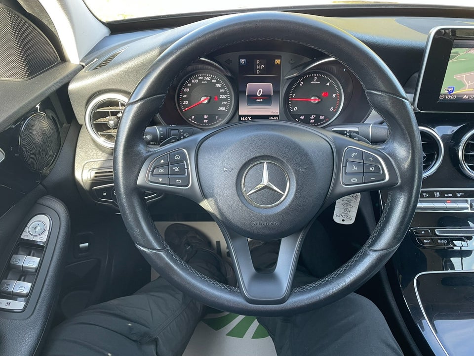 Mercedes C220 d 2,2 Progressive stc. aut. 5d