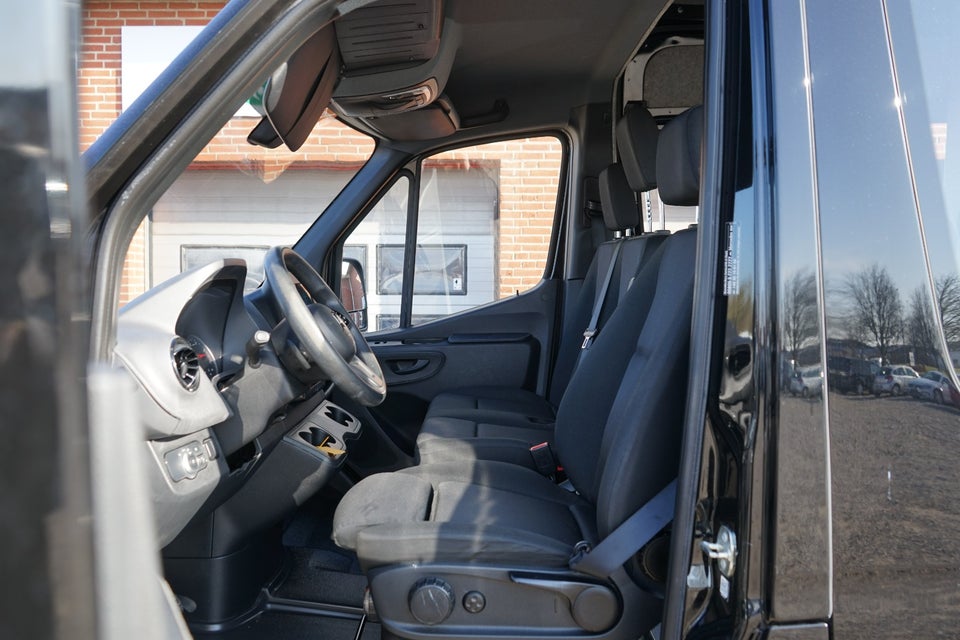 Mercedes Sprinter 317 2,0 CDi A3 Kassevogn aut. RWD