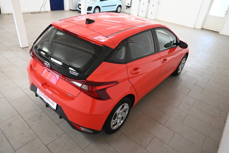 Hyundai i20 1,0 T-GDi Essential DCT 5d