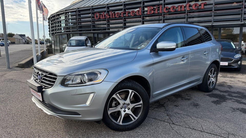 Volvo XC60 2,0 D4 181 Momentum aut. 5d