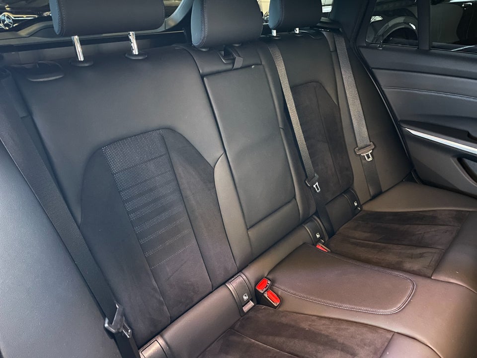 BMW 330e 2,0 Touring M-Sport aut. 5d