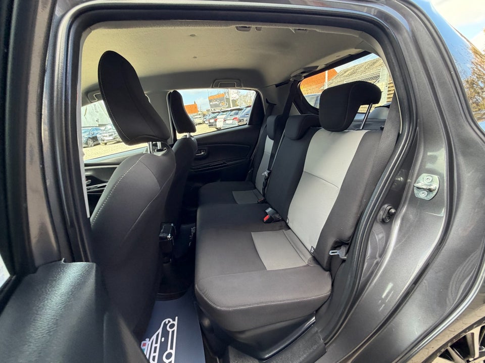 Toyota Yaris 1,5 Hybrid H3 Smart e-CVT 5d