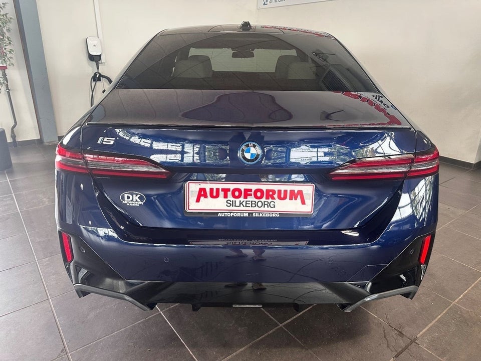 BMW i5 eDrive40 M-Sport Pro 4d