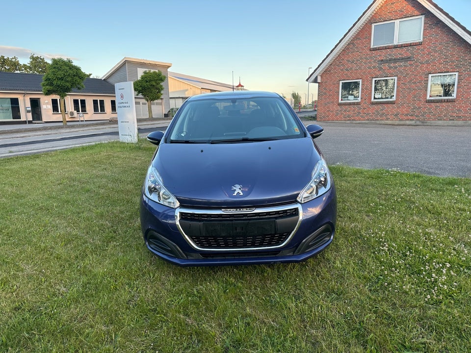 Peugeot 208 1,6 BlueHDi 100 Allure Sky 5d
