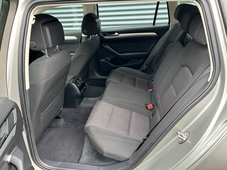 VW Passat 2,0 TDi 150 Comfortline+ Variant DSG 5d