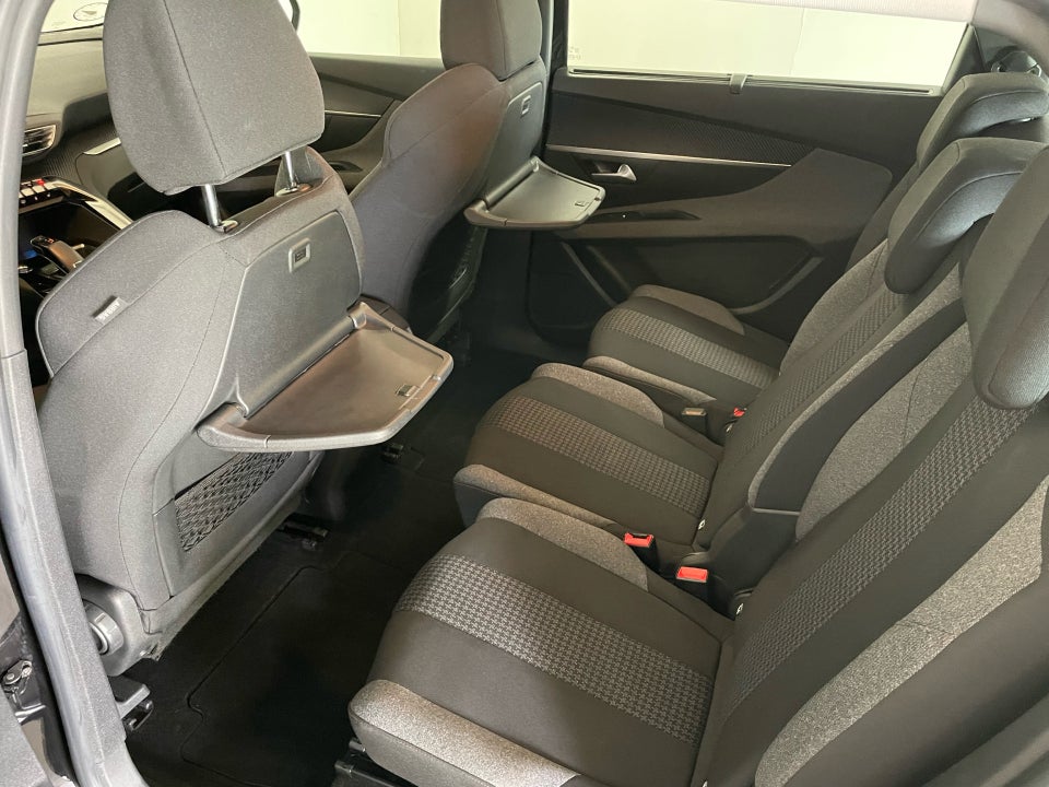 Peugeot 5008 1,5 BlueHDi 130 Active Pack EAT8 7prs 5d