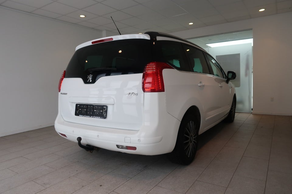 Peugeot 5008 2,0 HDi 150 Style 7prs 5d