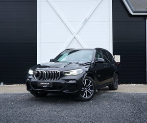 BMW X5, modelår 2021, 128,000 km