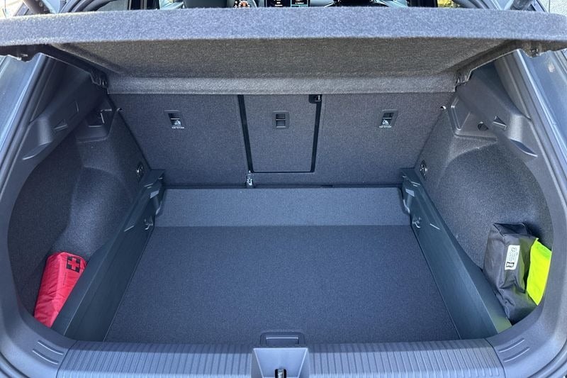 VW T-Roc 1,5 eTSi 150 R-line DSG 5d