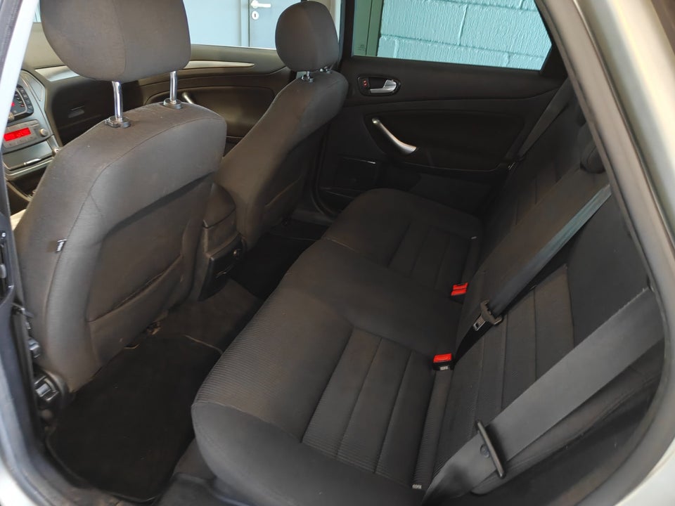 Ford Mondeo 2,0 Titanium stc. 5d