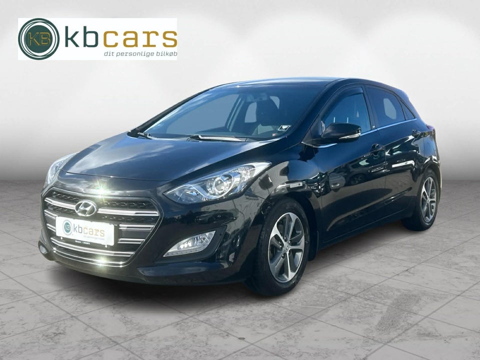 Hyundai i30 1,6 CRDi 110 EM-Edition 5d