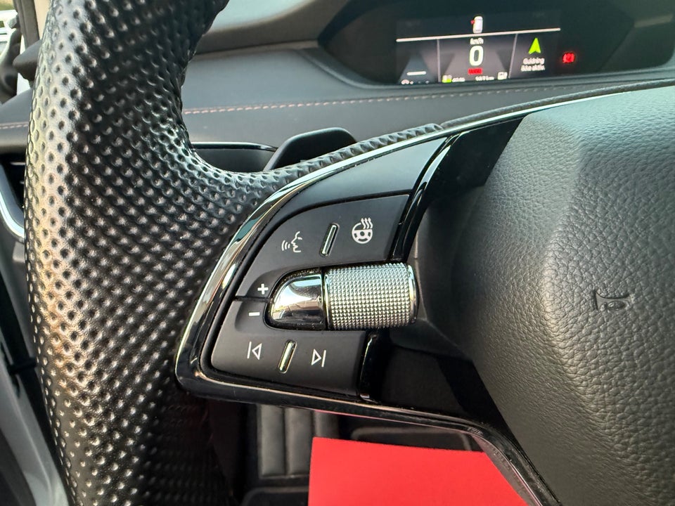 Skoda Enyaq 80 iV Suite 5d