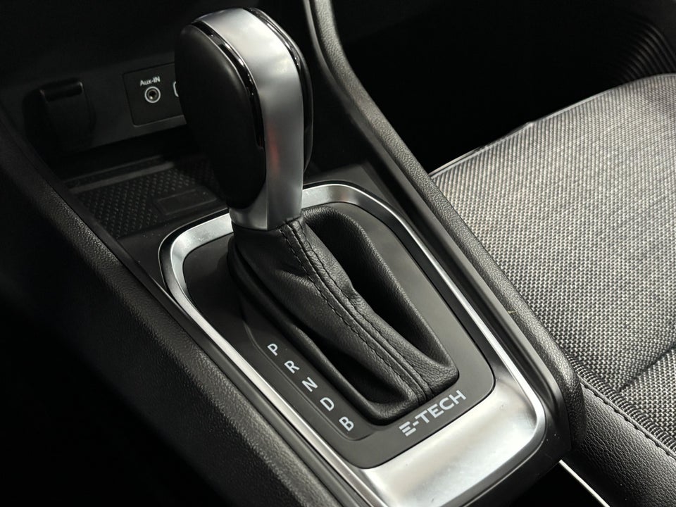 Renault Captur 1,6 E-Tech Intens 5d