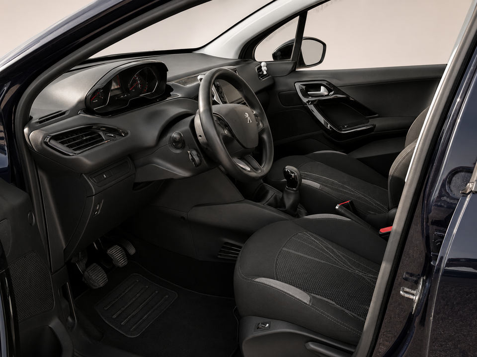 Peugeot 208 1,2 VTi Allure 5d