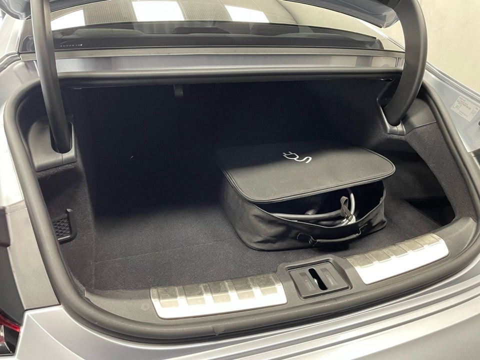 Audi e-tron GT quattro 4d