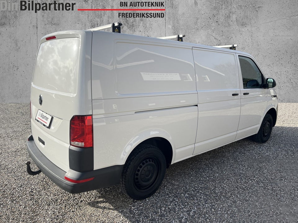 VW Transporter 2,0 TDi 150 Kassevogn lang