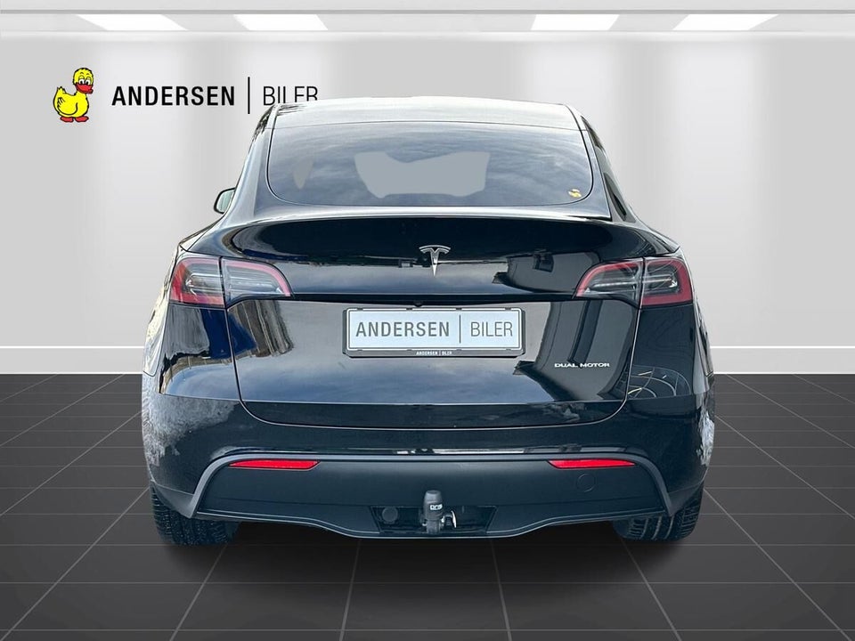 Tesla Model Y Long Range AWD 5d