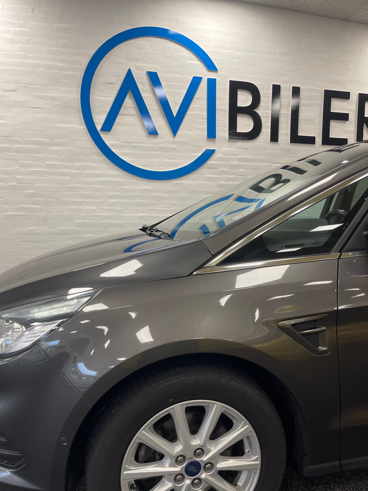 Ford S-MAX 2,0 TDCi 180 Titanium aut. 5d