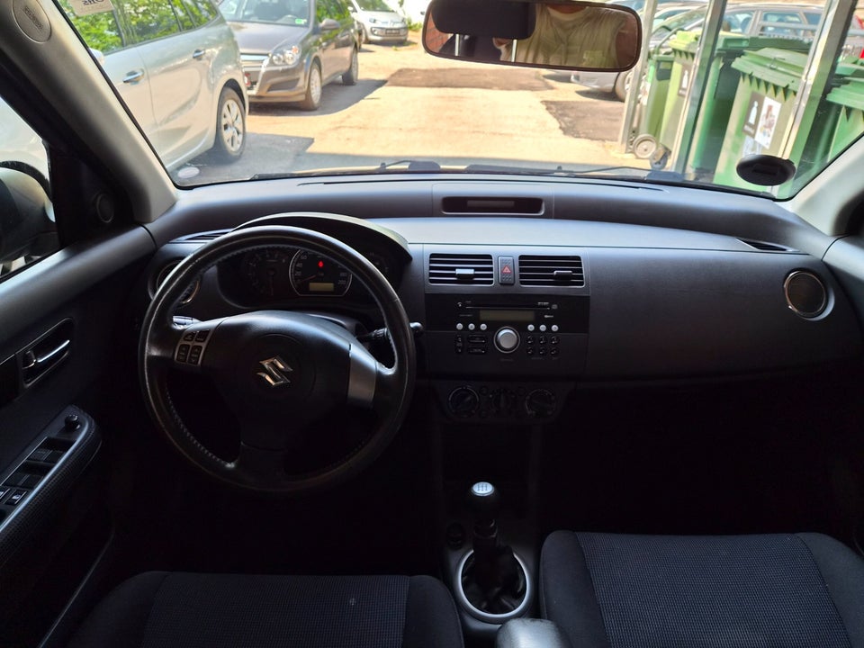Suzuki Swift 1,3 GL-A 5d