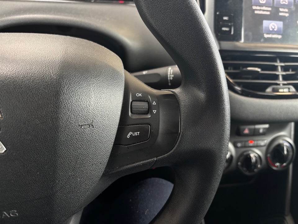 Peugeot 208 1,6 BlueHDi 100 Active 5d