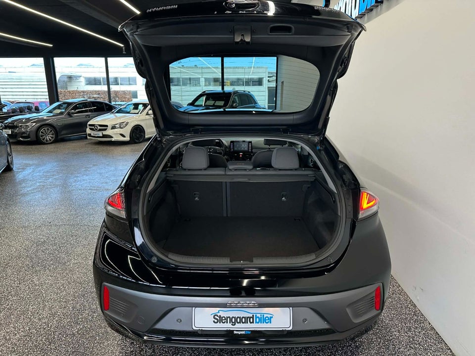 Hyundai Ioniq 1,6 PHEV Premium DCT 5d