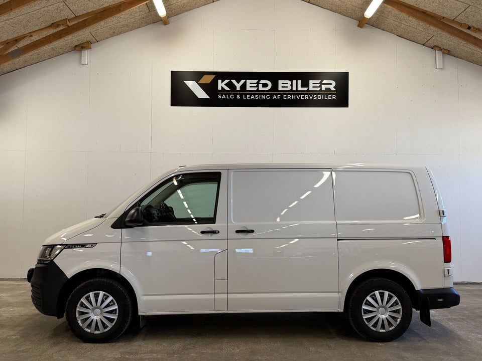 VW Transporter 2,0 TDi 150 Kassevogn DSG kort