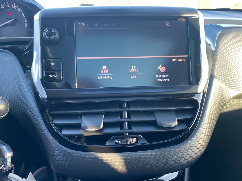 Peugeot 2008 1,2 e-THP 110 Edition+ 5d