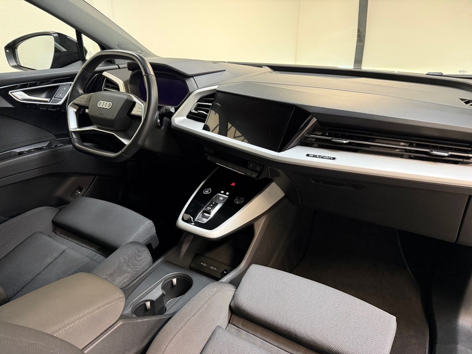 Audi Q4 e-tron 40 Advanced 5d