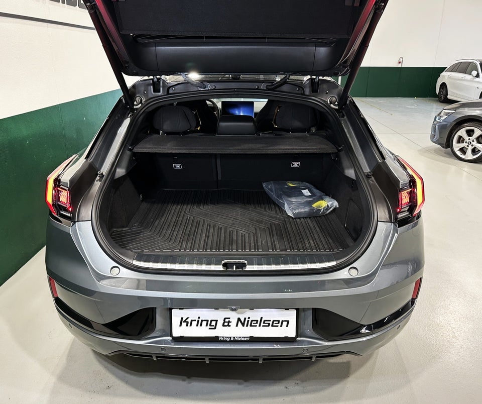 Zeekr 001 Privilege AWD 5d
