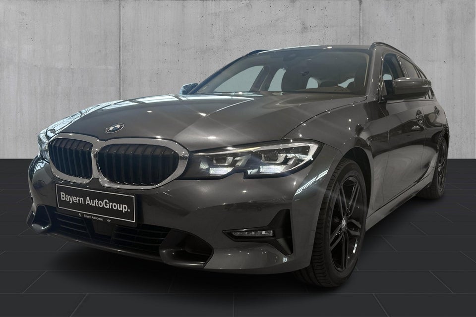 BMW 320i 2,0 Touring Sport Line aut. 5d