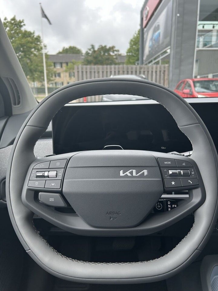 Kia EV3 81 Long Range Prestige 5d