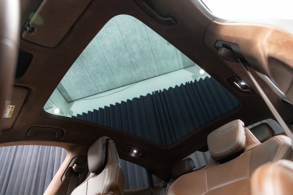Porsche Taycan Turbo S Performance+  4d