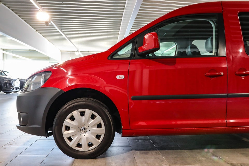 VW Caddy 1,6 TDi 75 Trendline BMT 5d