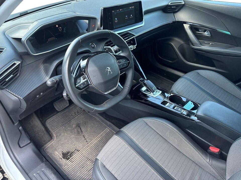Peugeot 2008 1,2 PureTech 130 Allure Pack EAT8 5d