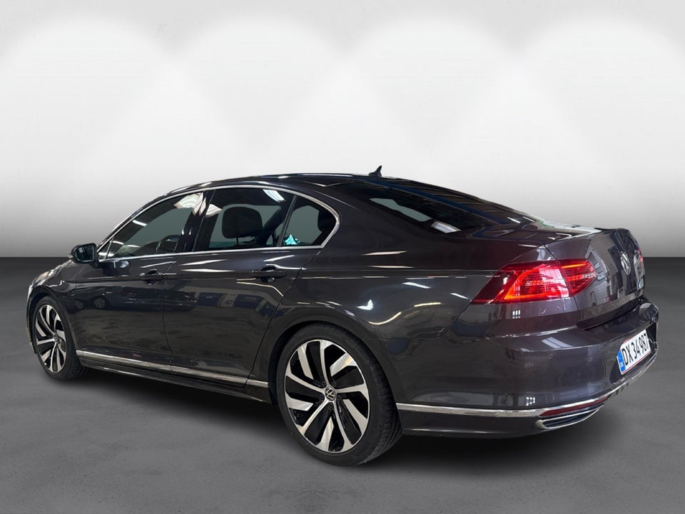 VW Passat 1,4 TSi 150 R-line DSG 4d