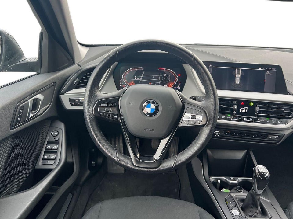 BMW 118i 1,5 Sport Line 5d