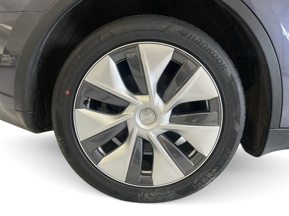 Tesla Model Y Long Range AWD 5d