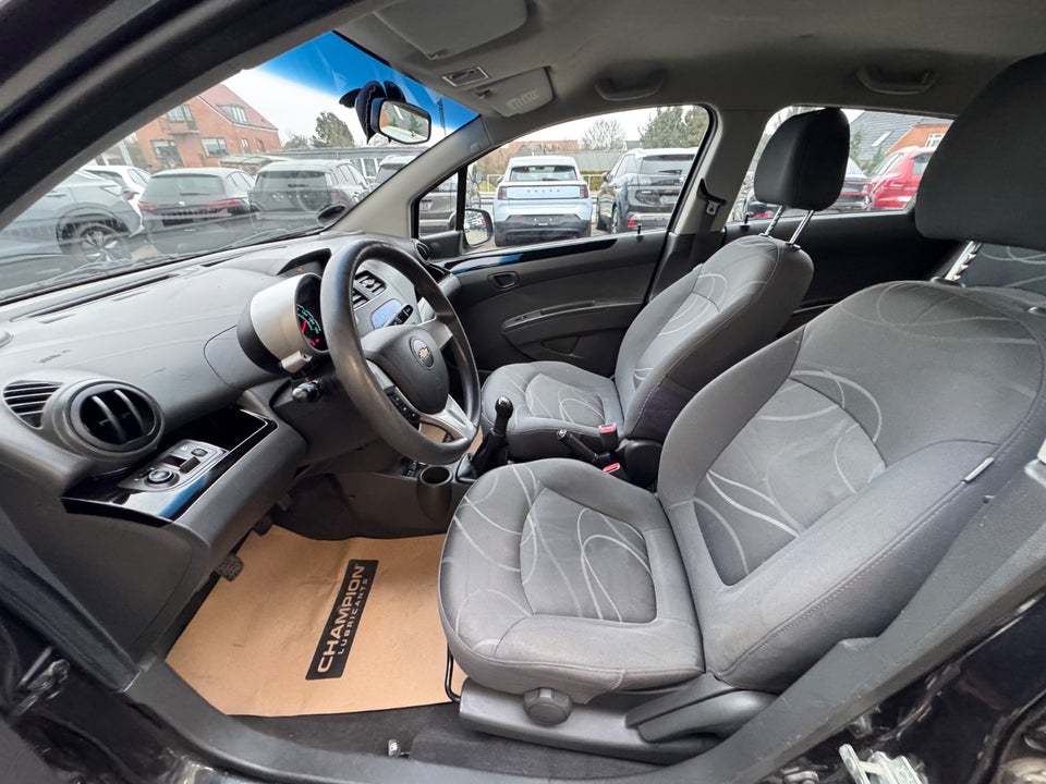 Chevrolet Spark 1,0 LS 5d