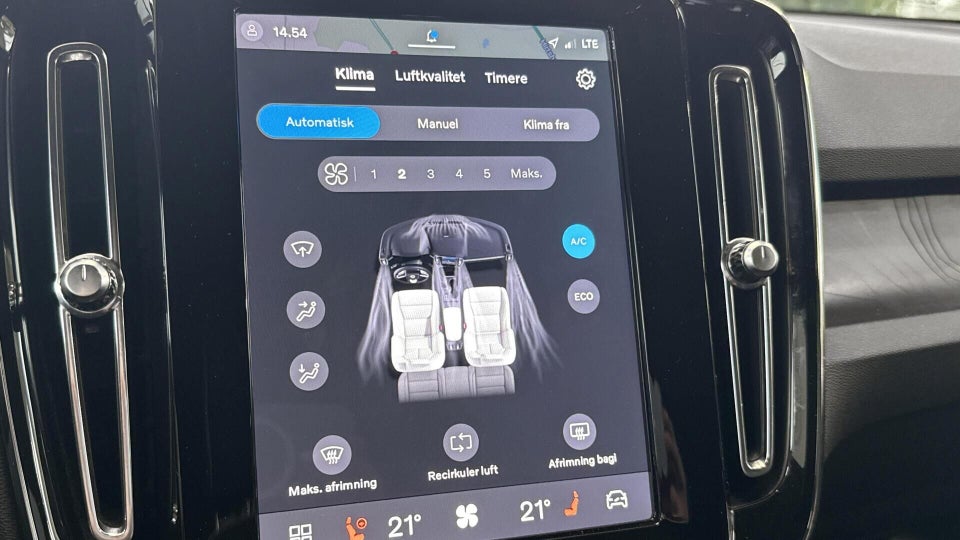 Volvo XC40 ReCharge Extended Range Plus 5d