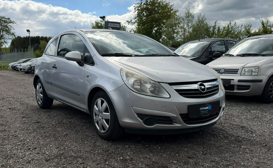 Opel Corsa 1,0 12V Enjoy 3d
