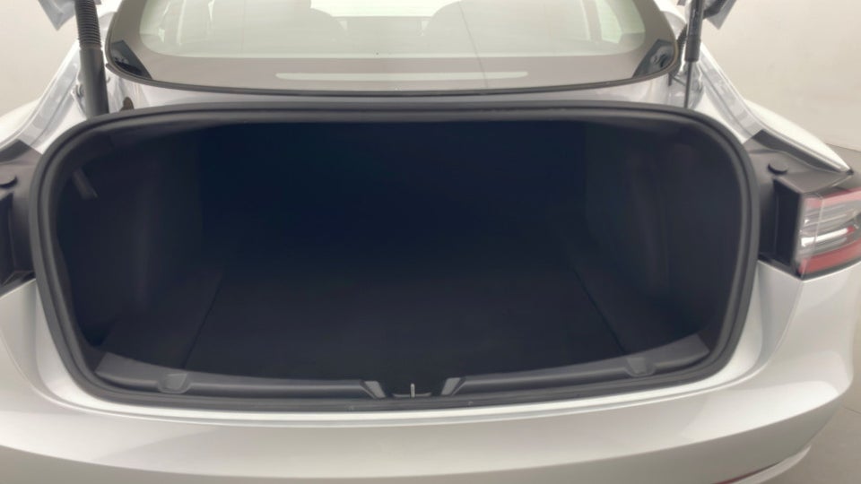 Tesla Model 3 RWD 4d