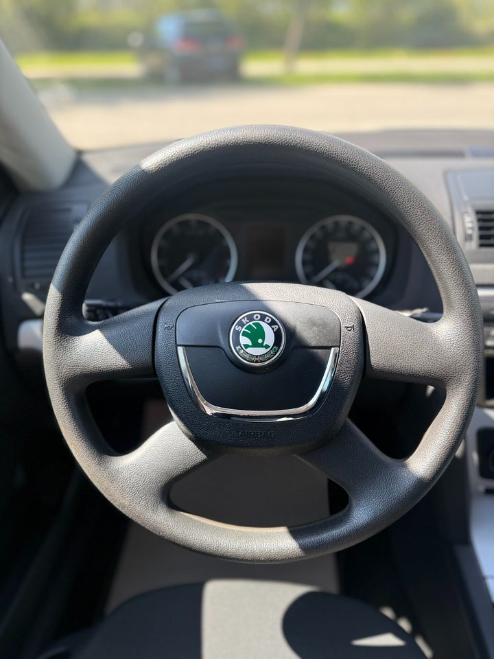 Skoda Octavia 1,2 TSi 105 Ambiente Combi 5d