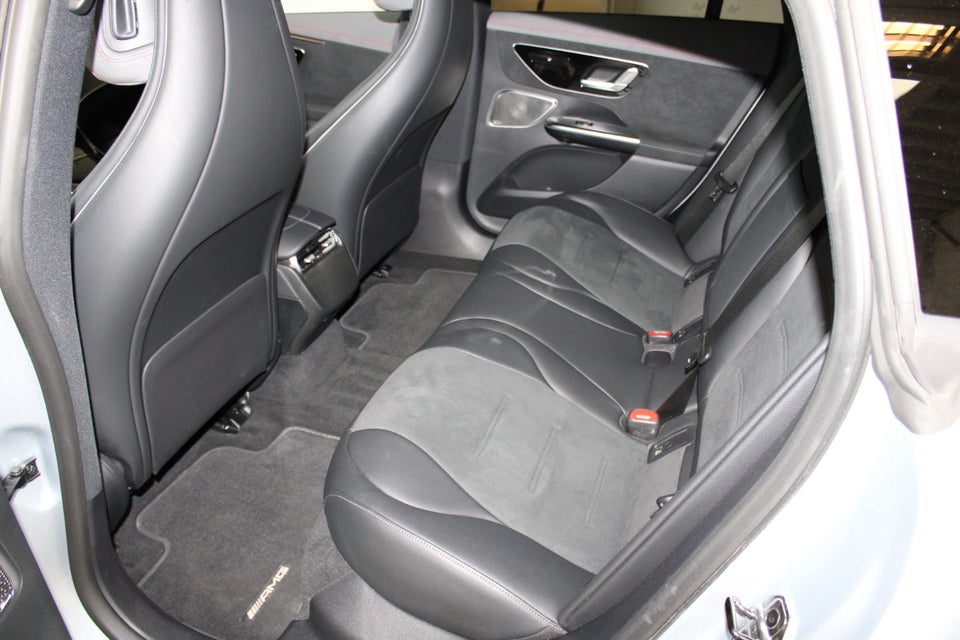 Mercedes EQE350+ AMG Line 4d