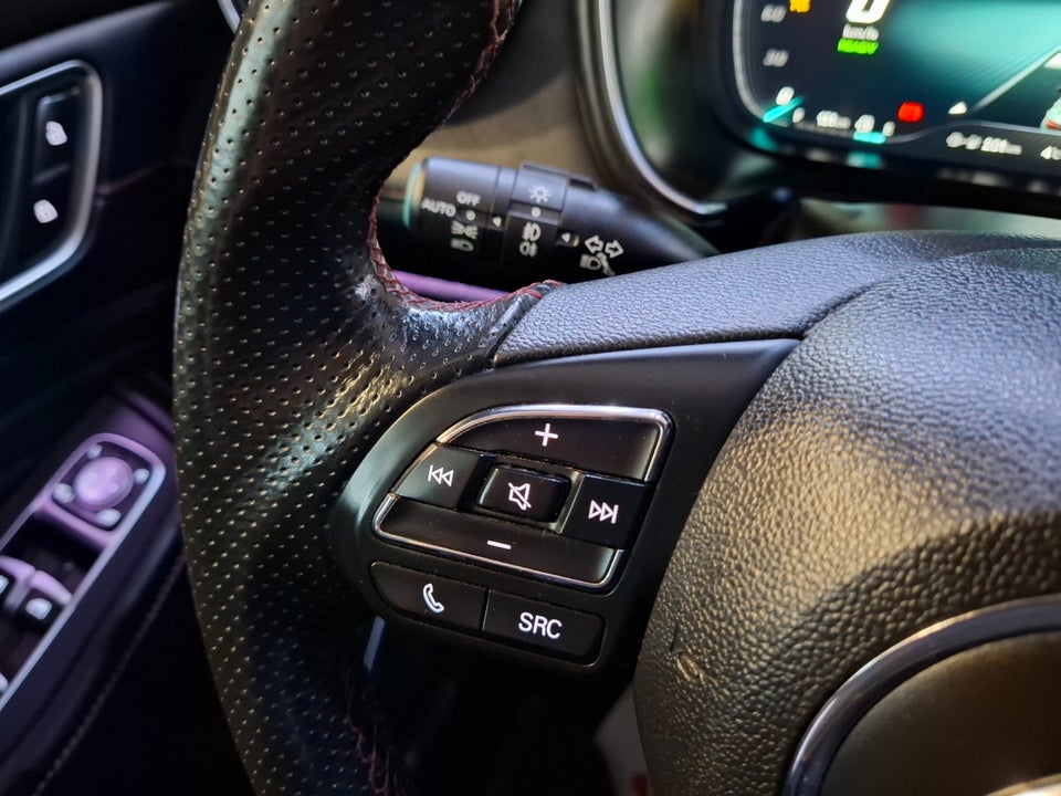 MG EHS 1,5 PHEV Luxury 5d