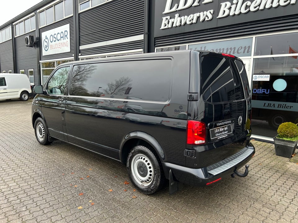 VW Transporter 2,0 TDi 150 Kassevogn DSG lang