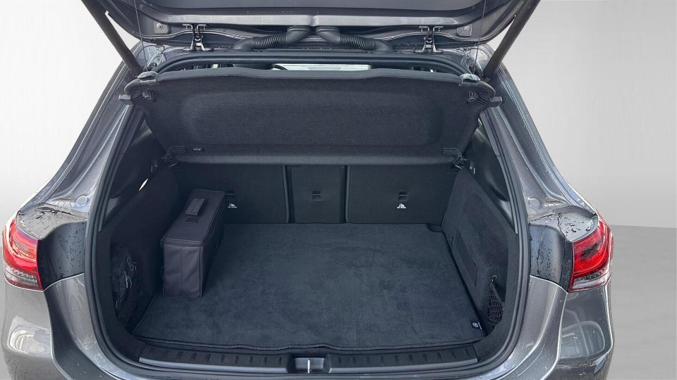 Mercedes EQA250 Progressive 5d